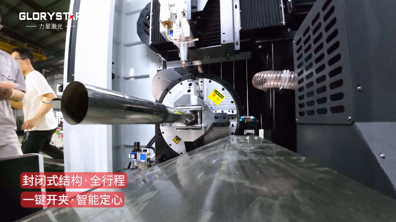 有精度！有速度！VS6012TG雙卡盤光纖激光管材切割機