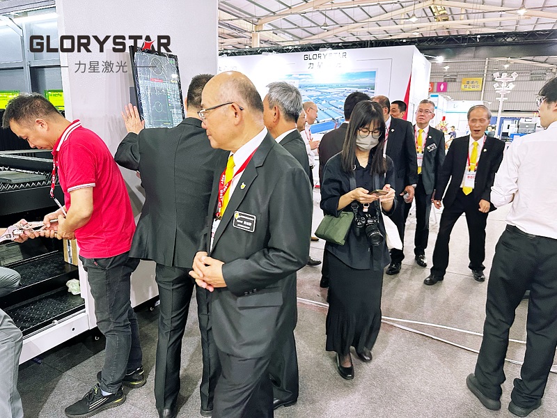 力星激光全國巡展〔臺灣站〕如火如荼！40000瓦超高功率獨領風騷！